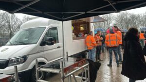 pommeswagen baustelle